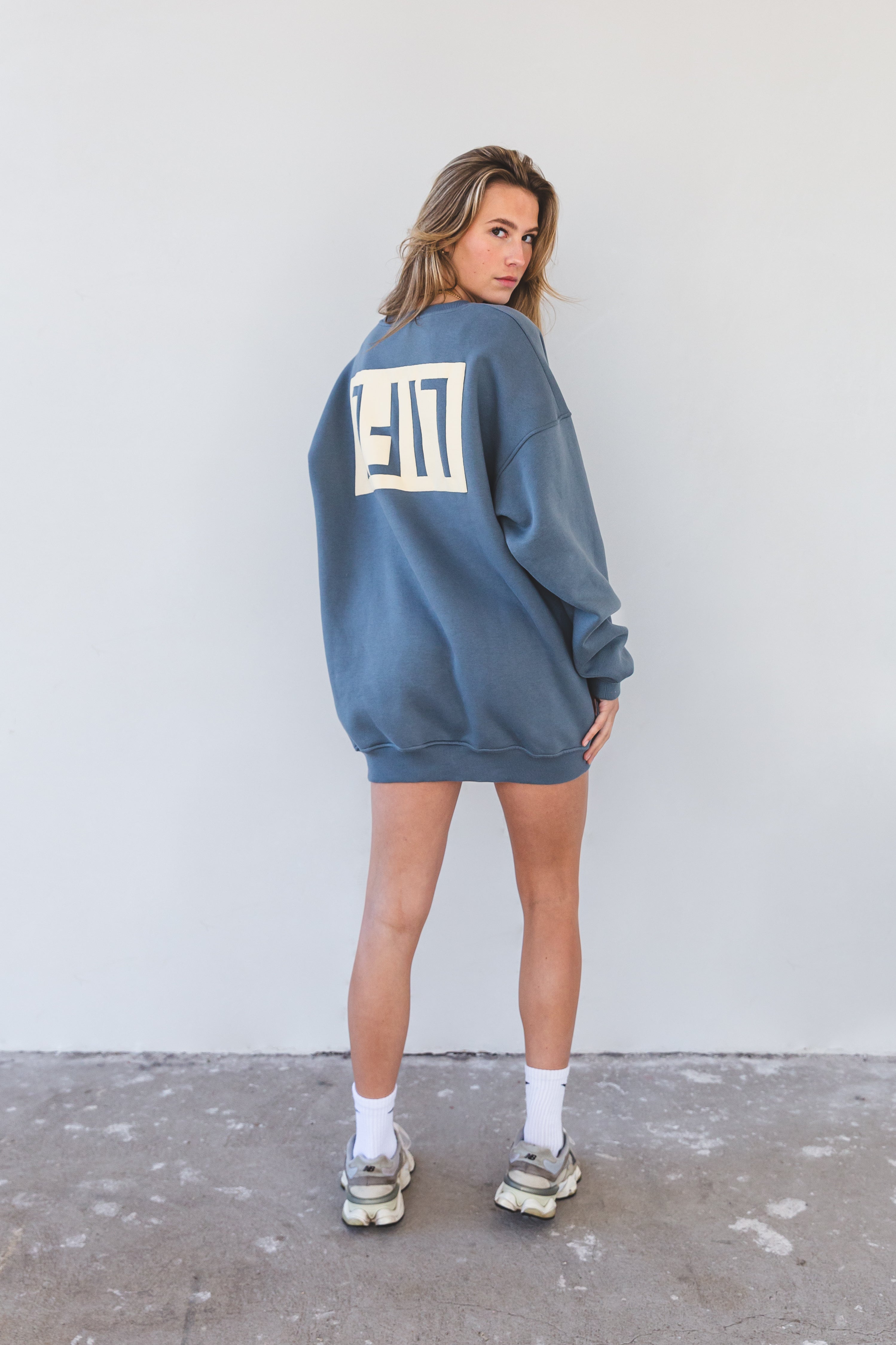 Dawn life sweatshirt Basalt