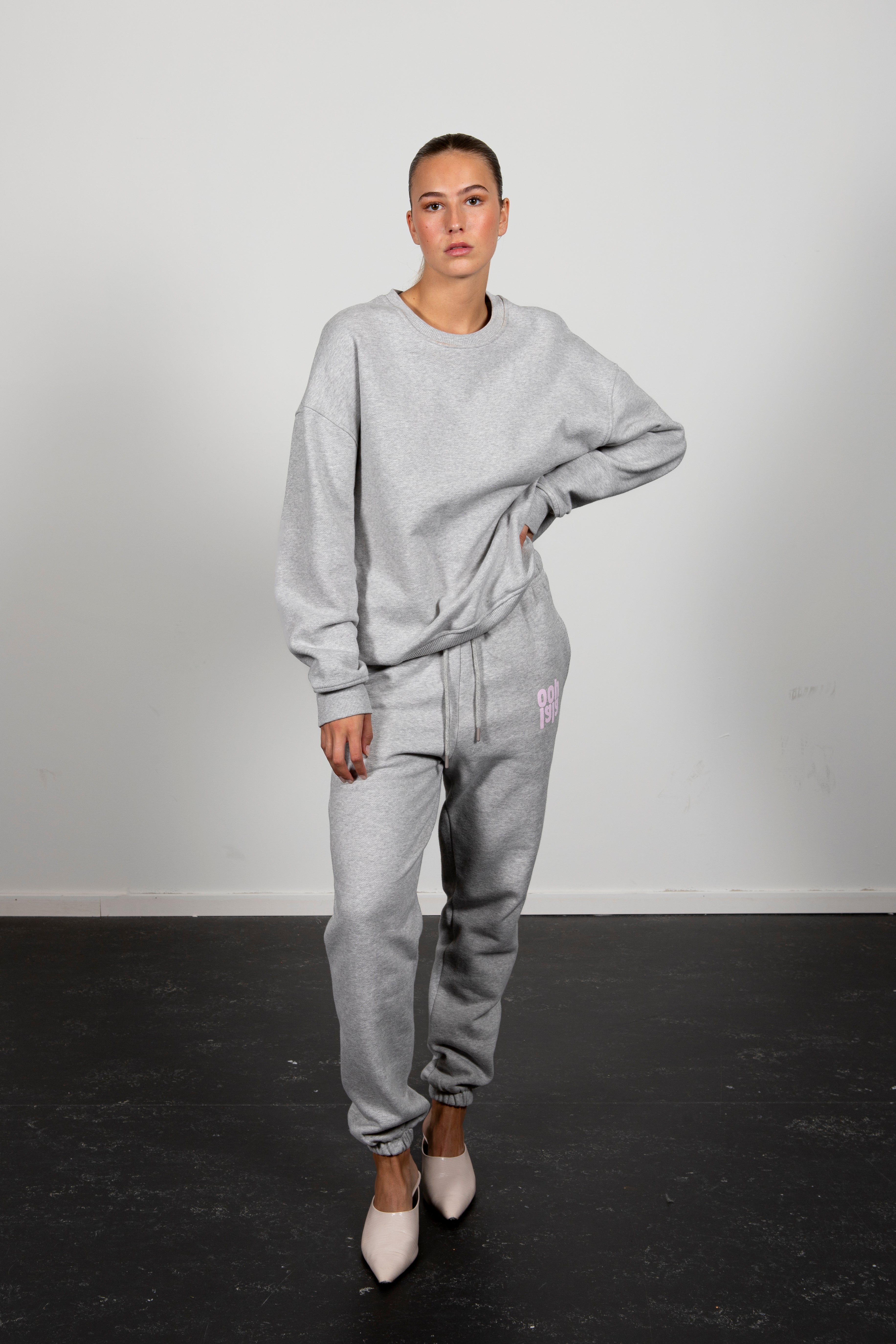 Iris silent disco sweatshirt grey marl