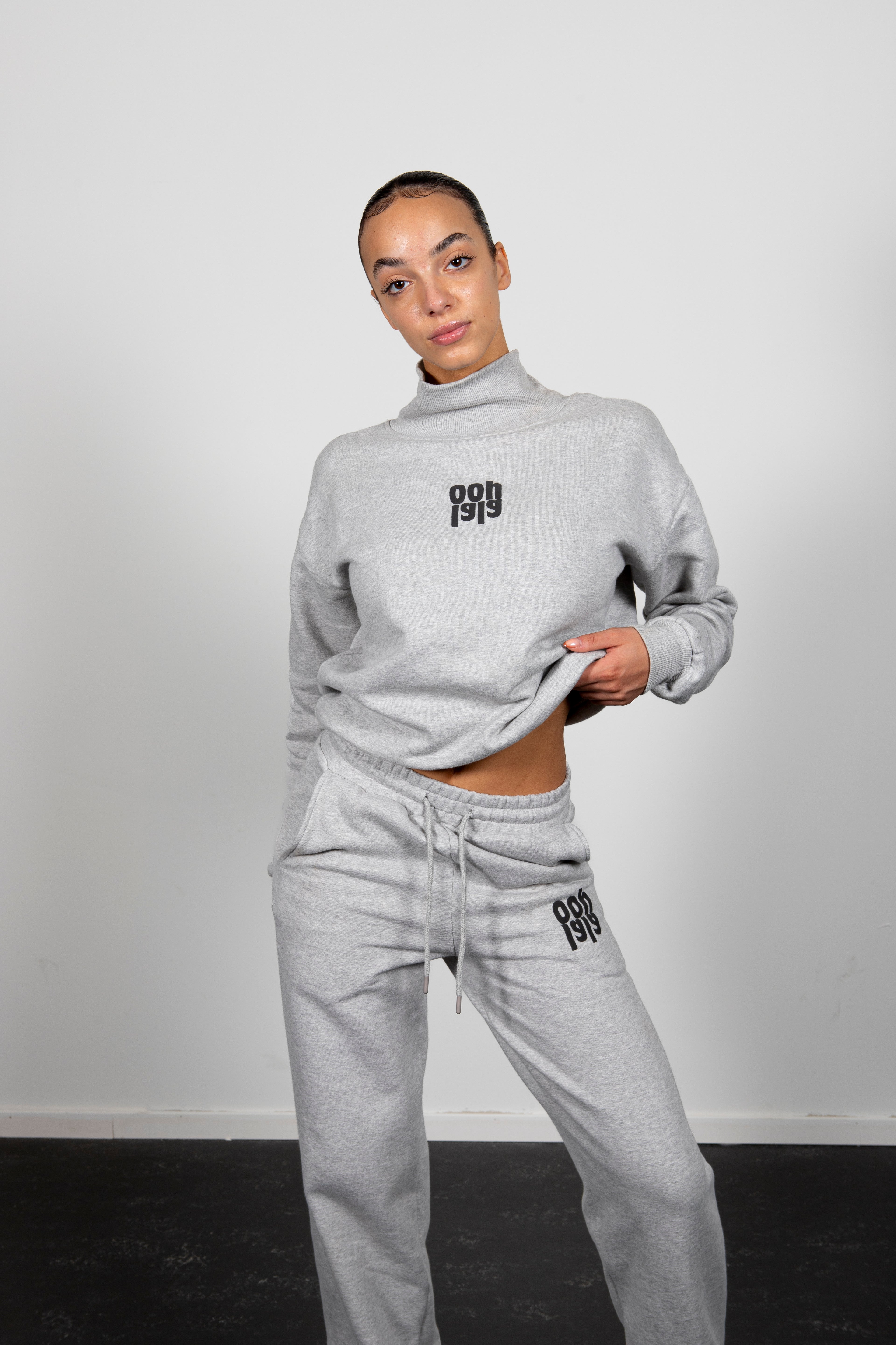 Artemis sweatshirt grey marl black logo