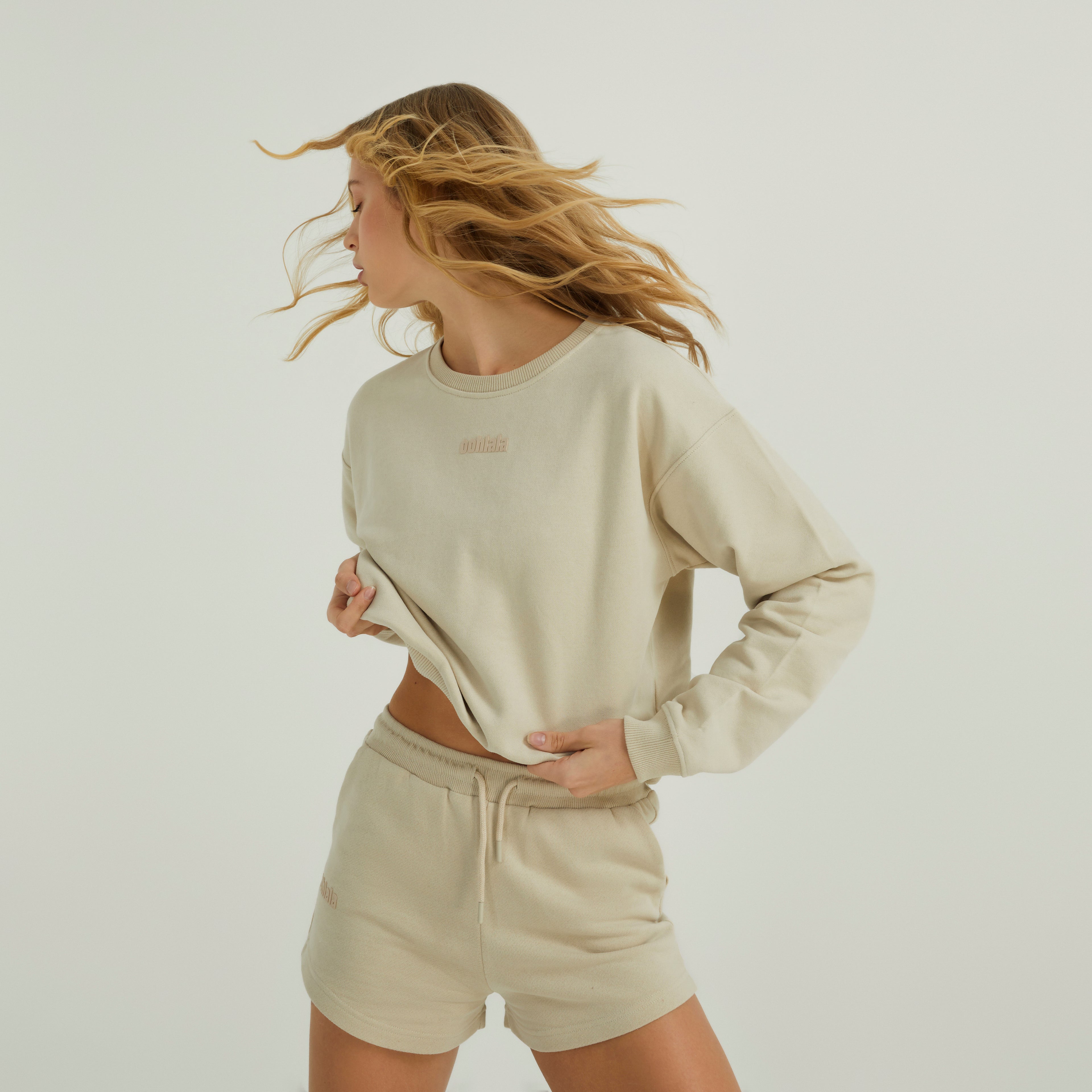 Mia Short Clay