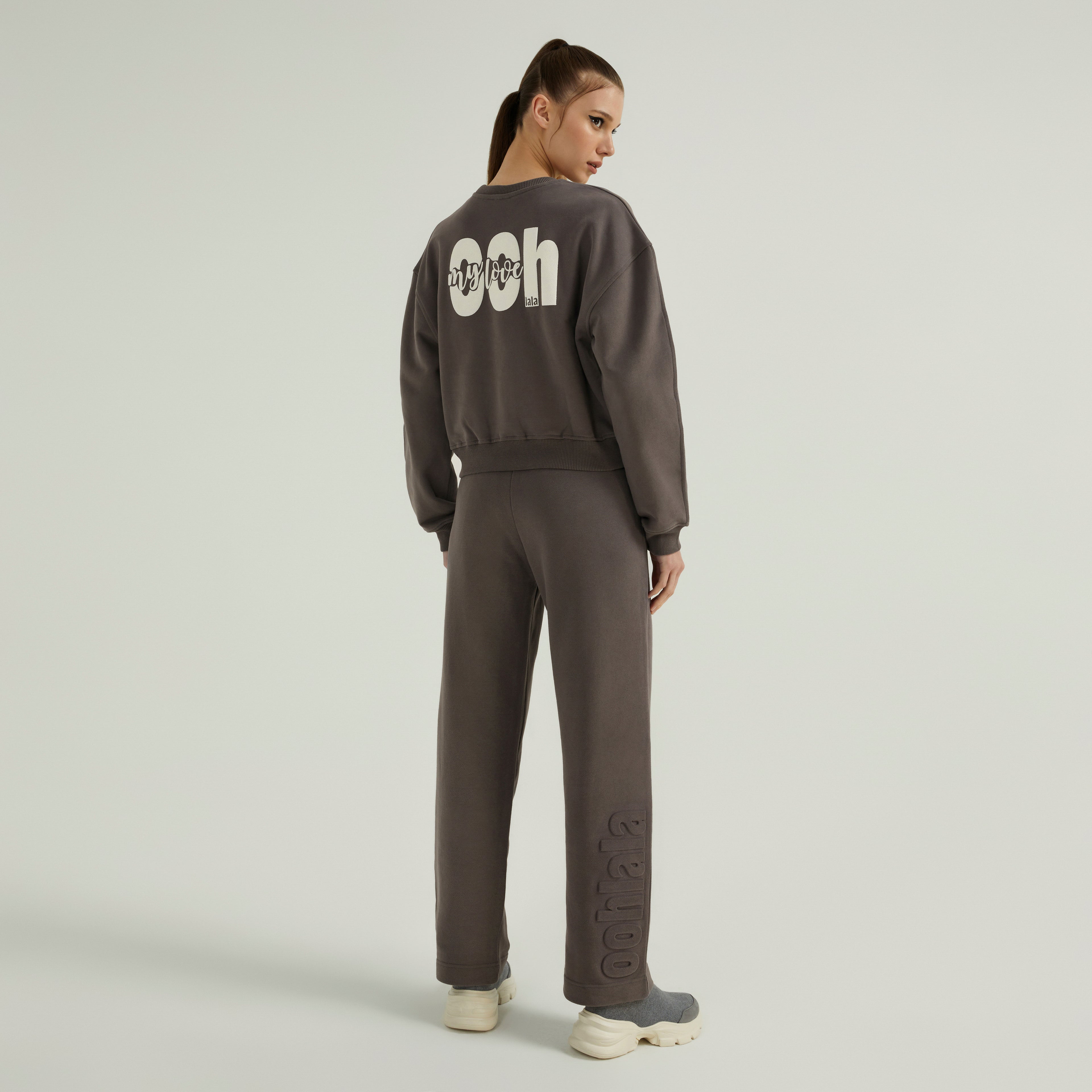 Freya Sweatshirt  Bold Graphite