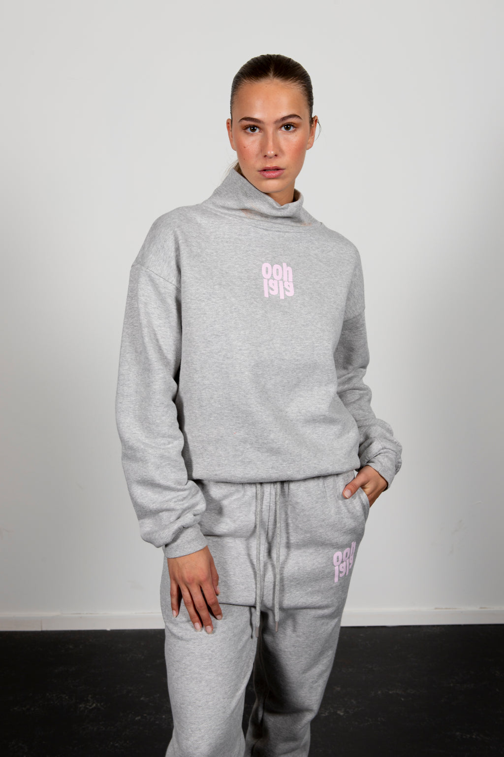 Bo jogger grey marl pink logo