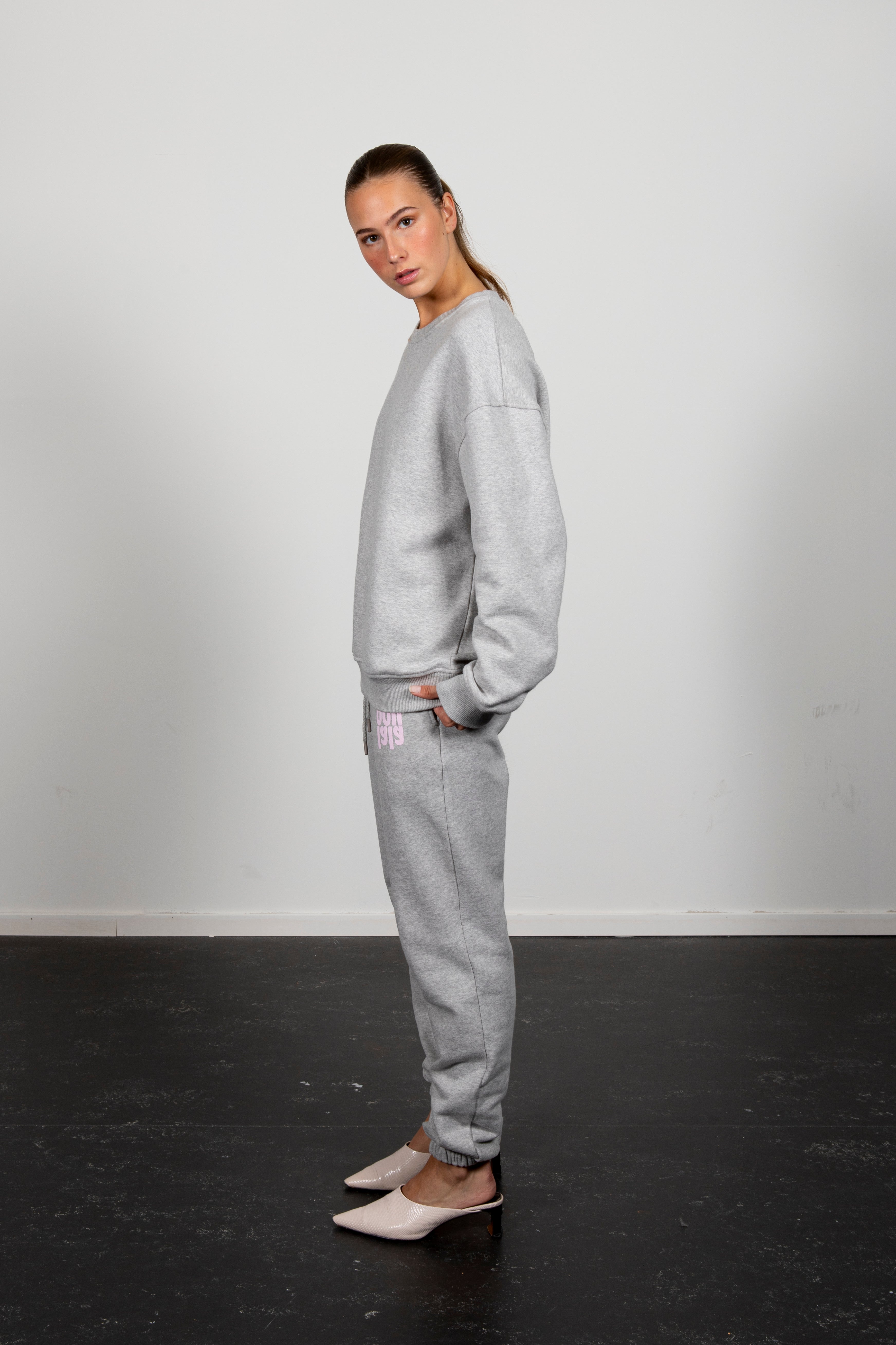 Iris silent disco sweatshirt grey marl