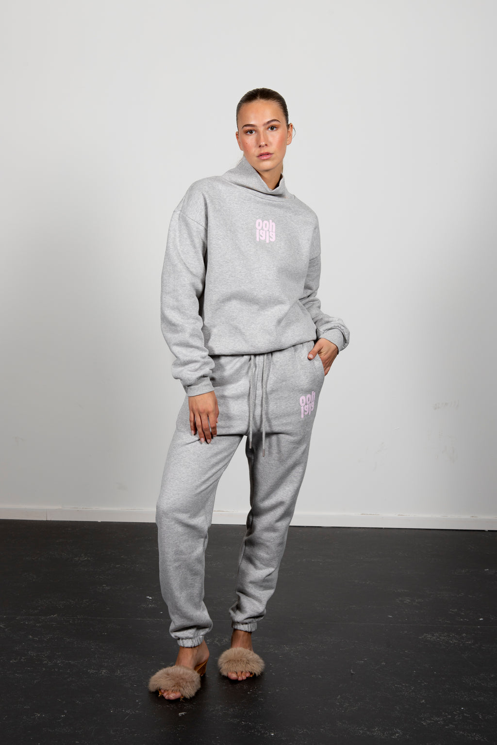 Bo jogger grey marl pink logo