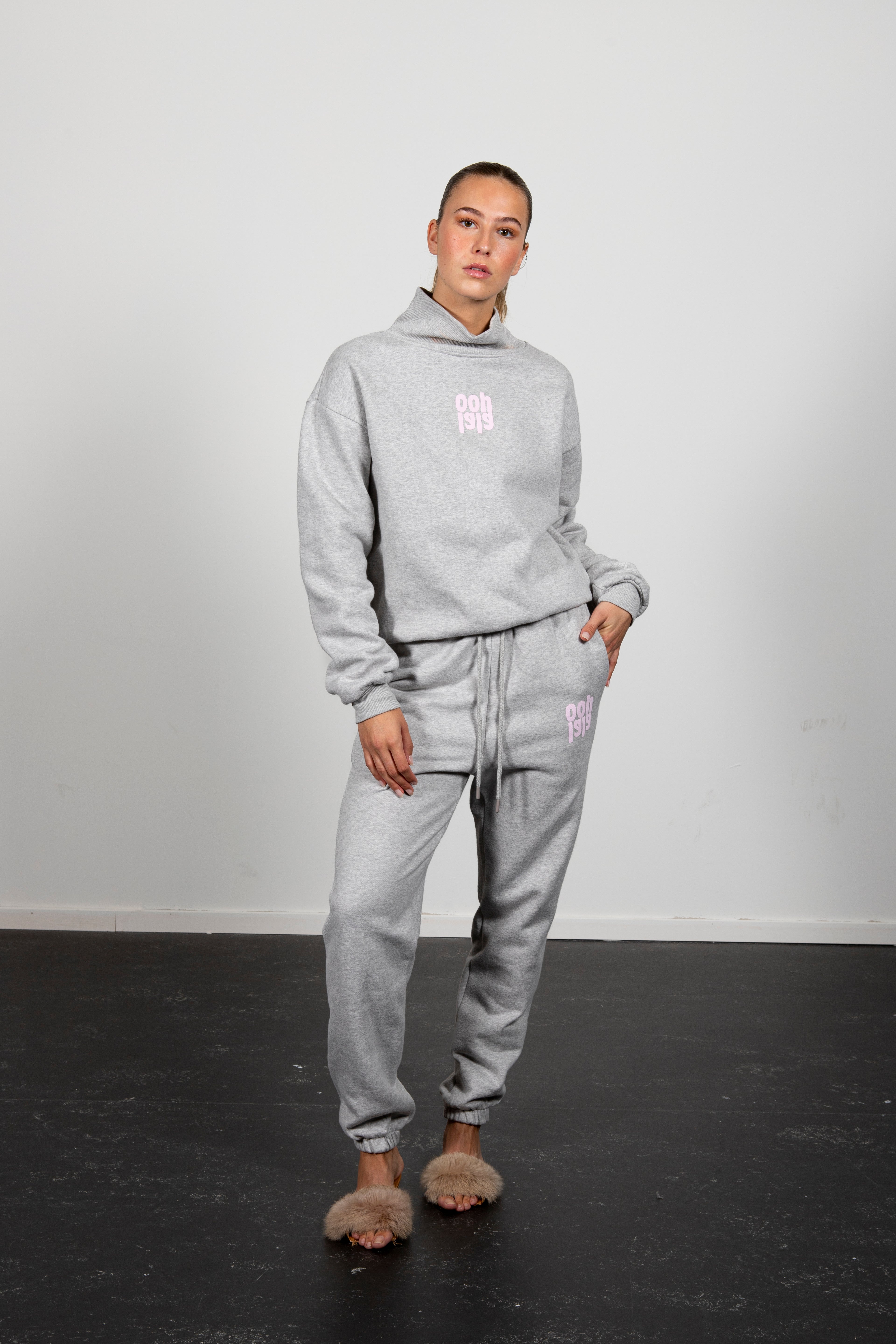 Bo jogger grey marl pink logo