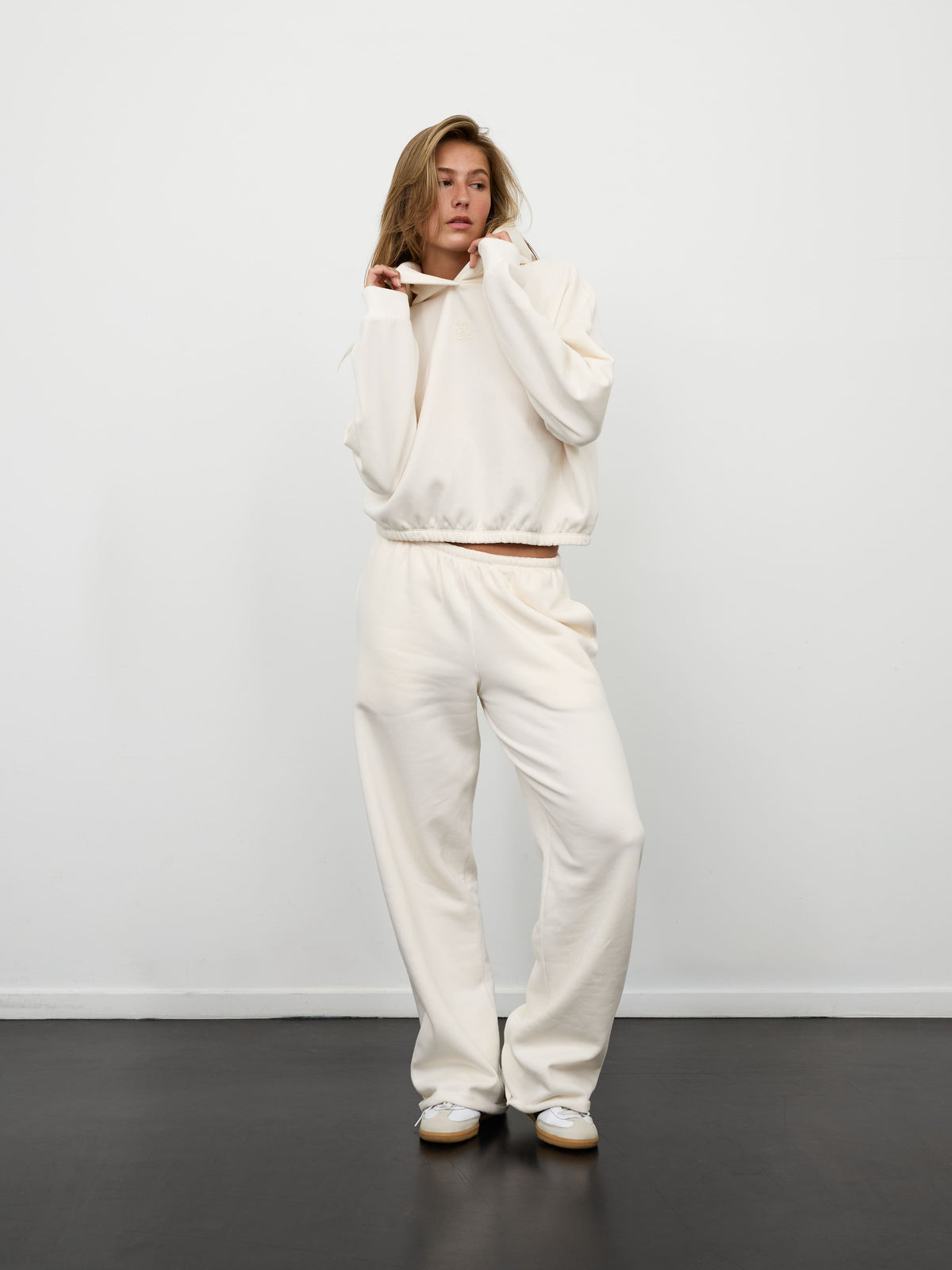 OOHLALA amsterdam Eden Joggers Joggers OFF-WHITE