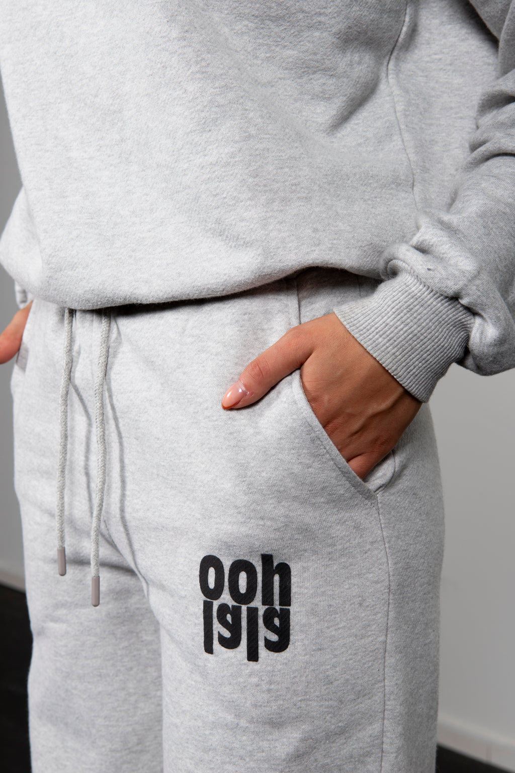 Artemis sweatshirt grey marl black logo