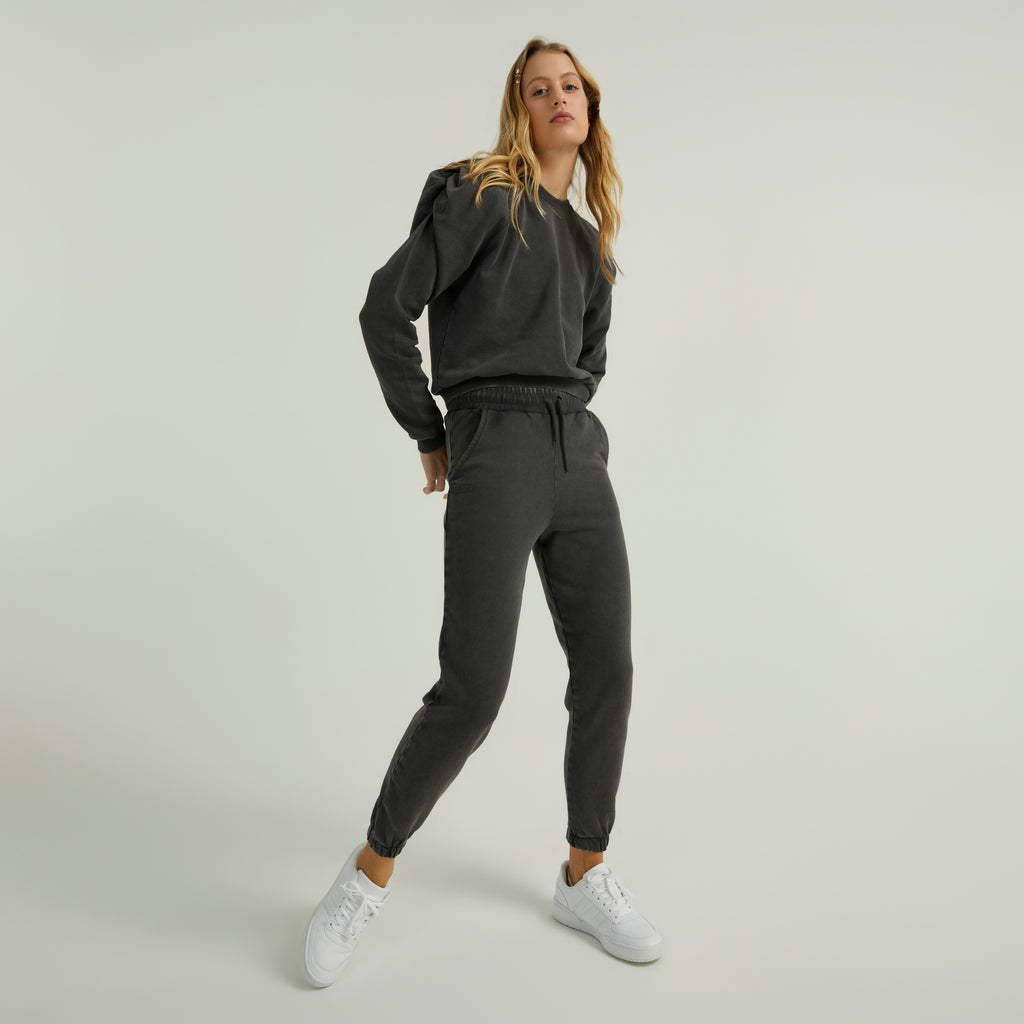 Lucy Stone Jogger Bold Graphite