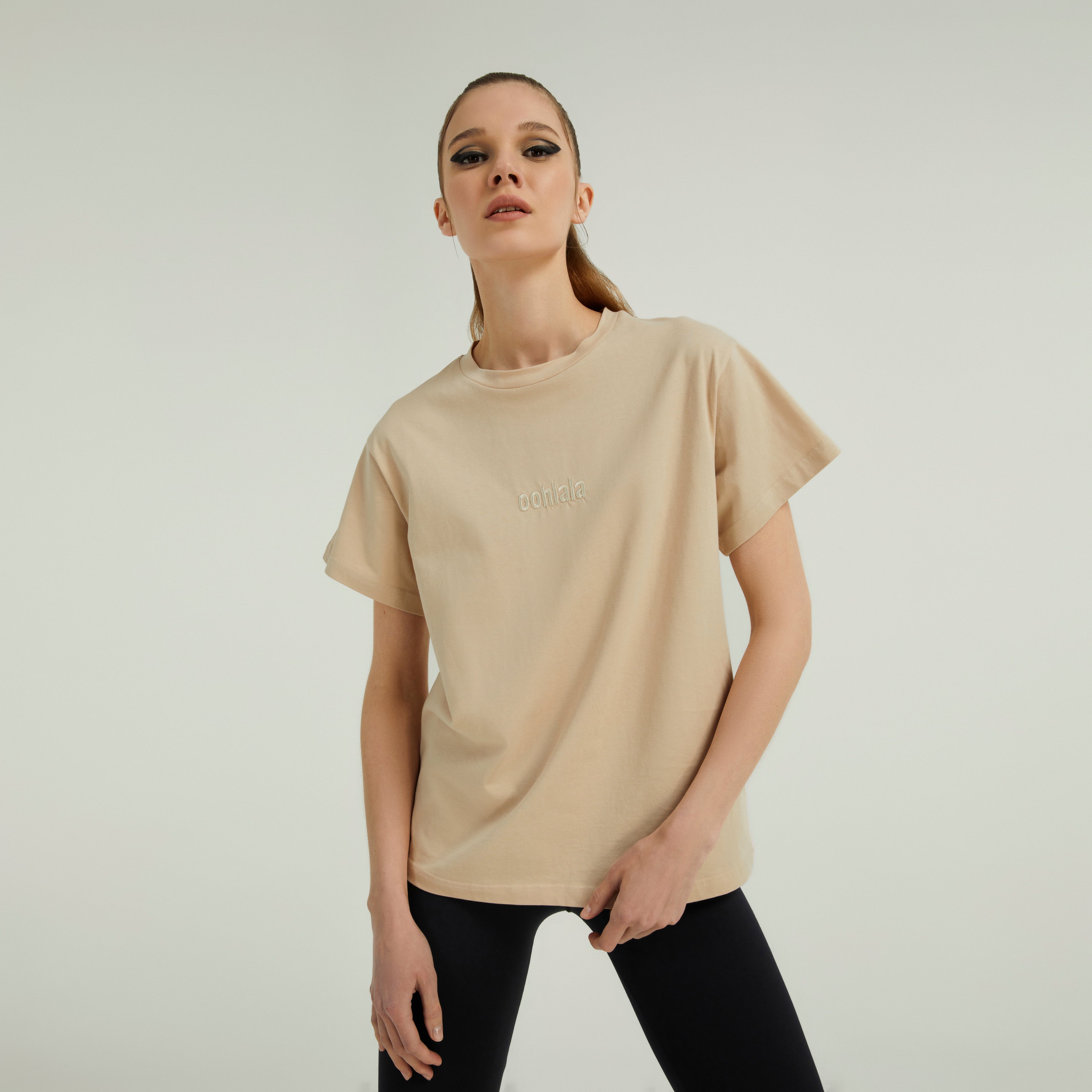 Oohlala Basic Tee