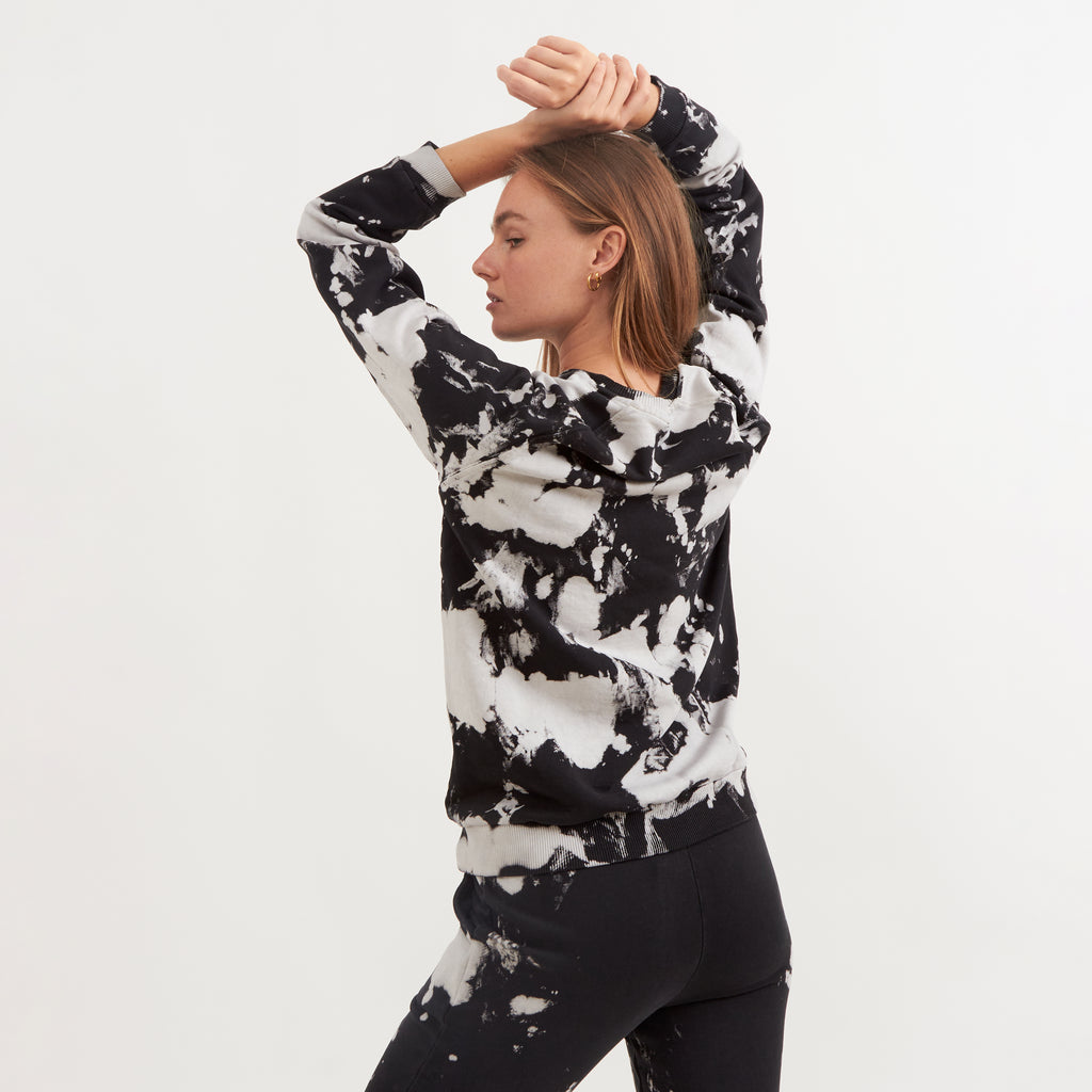 Tokyo tie dye sweatshirt black/white